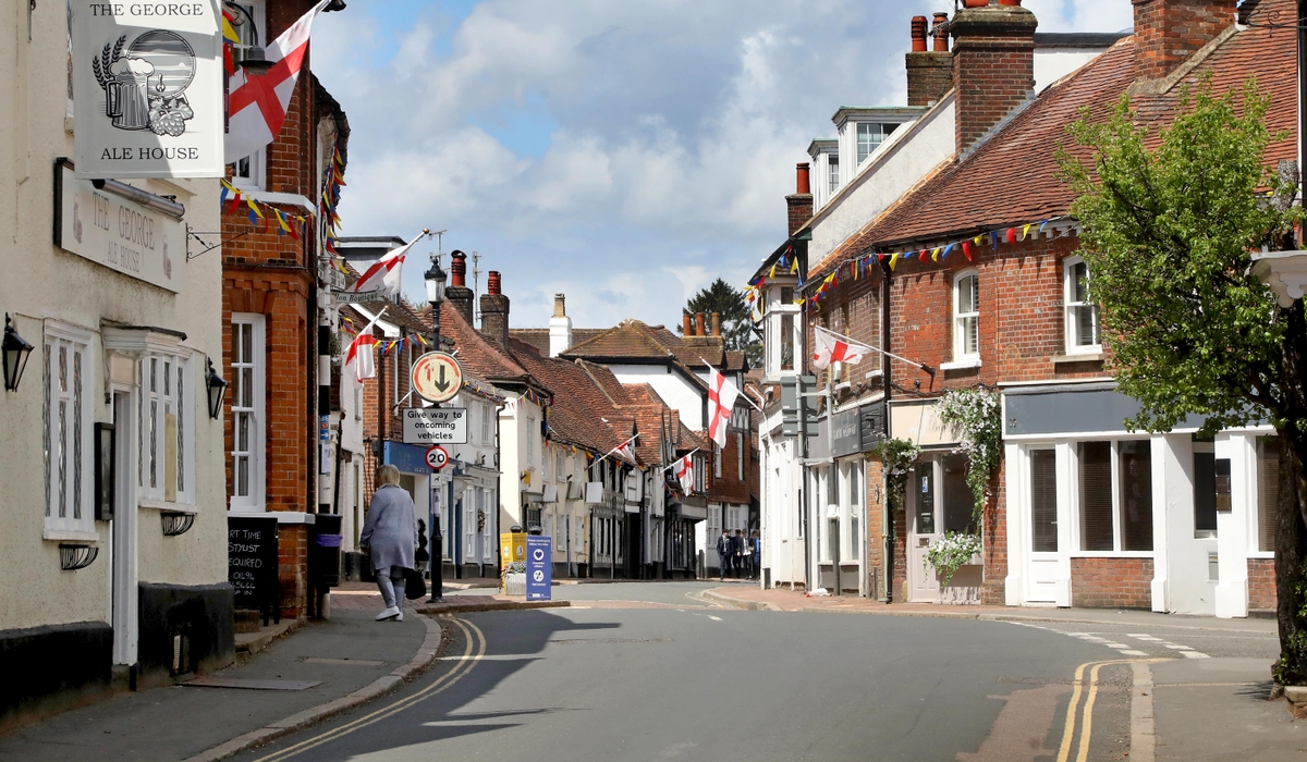 local living-Great Missenden and Prestwood commute - Bovingdons