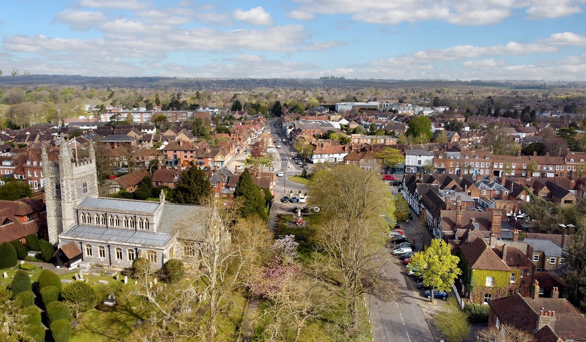 local-living-Beaconsfield commute - Bovingdons